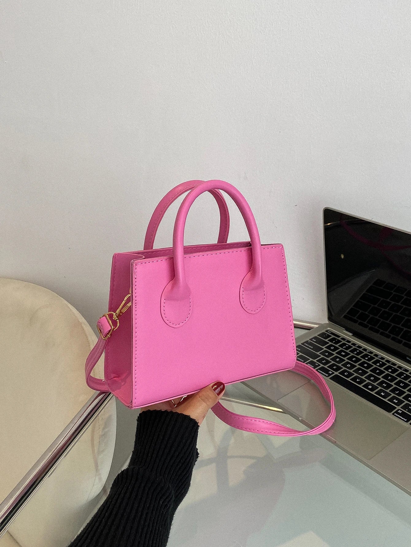 Lady Aurora" Luxury Handbag – Versatility and Style.